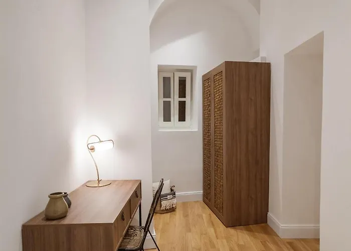 Apartament Zerania *